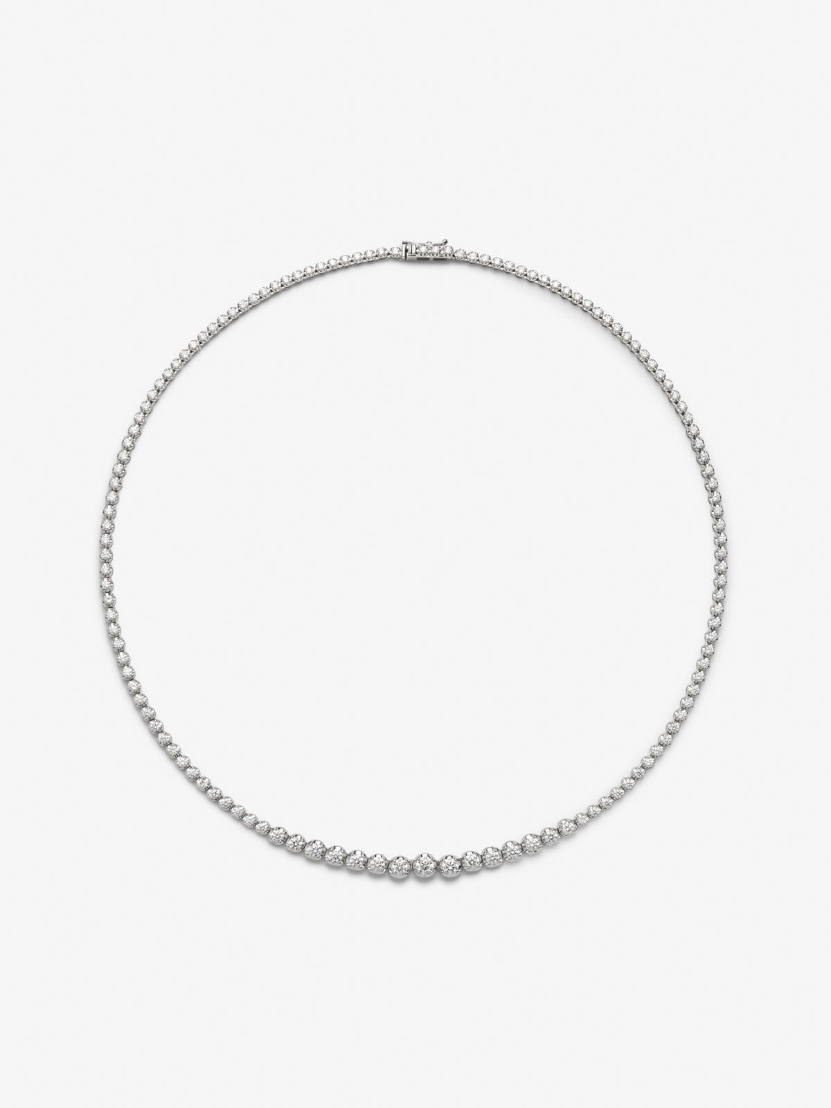 Collar rivière de oro blanco de 18K con 132 diamantes en talla brillante con un total de 4,9 cts