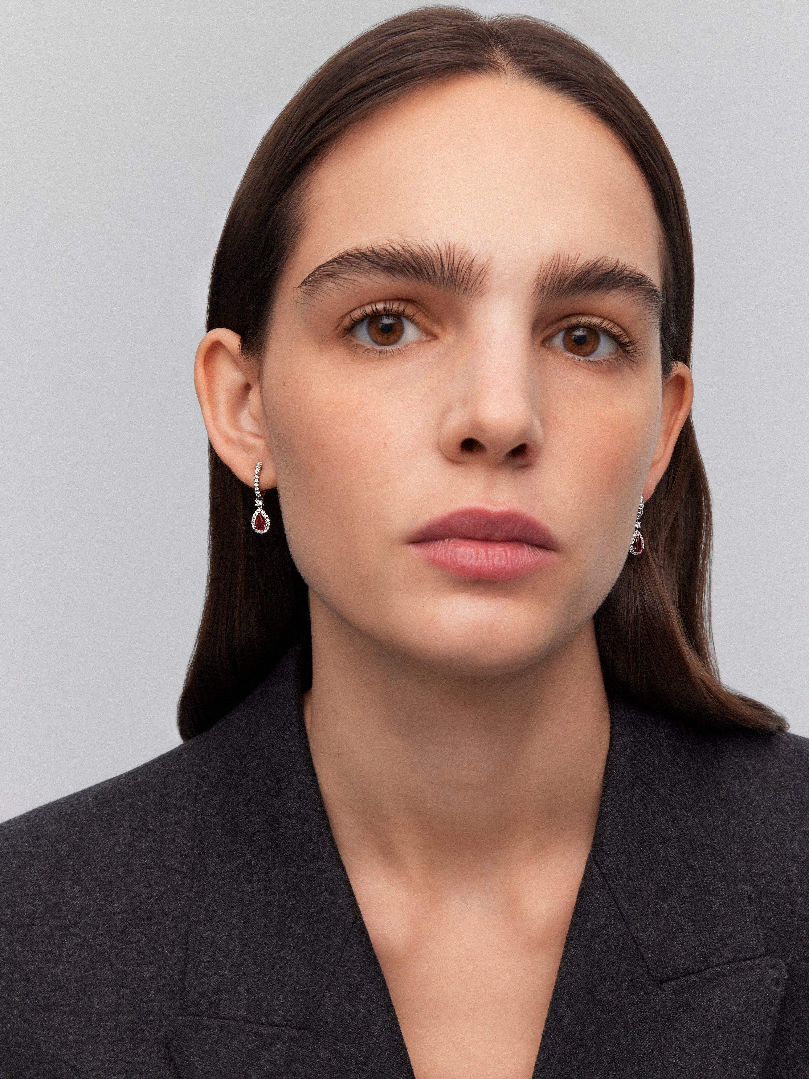18K White Gold Earrings with intense red rubies in 0.88 cts and white diamonds in bright 0.48 cts