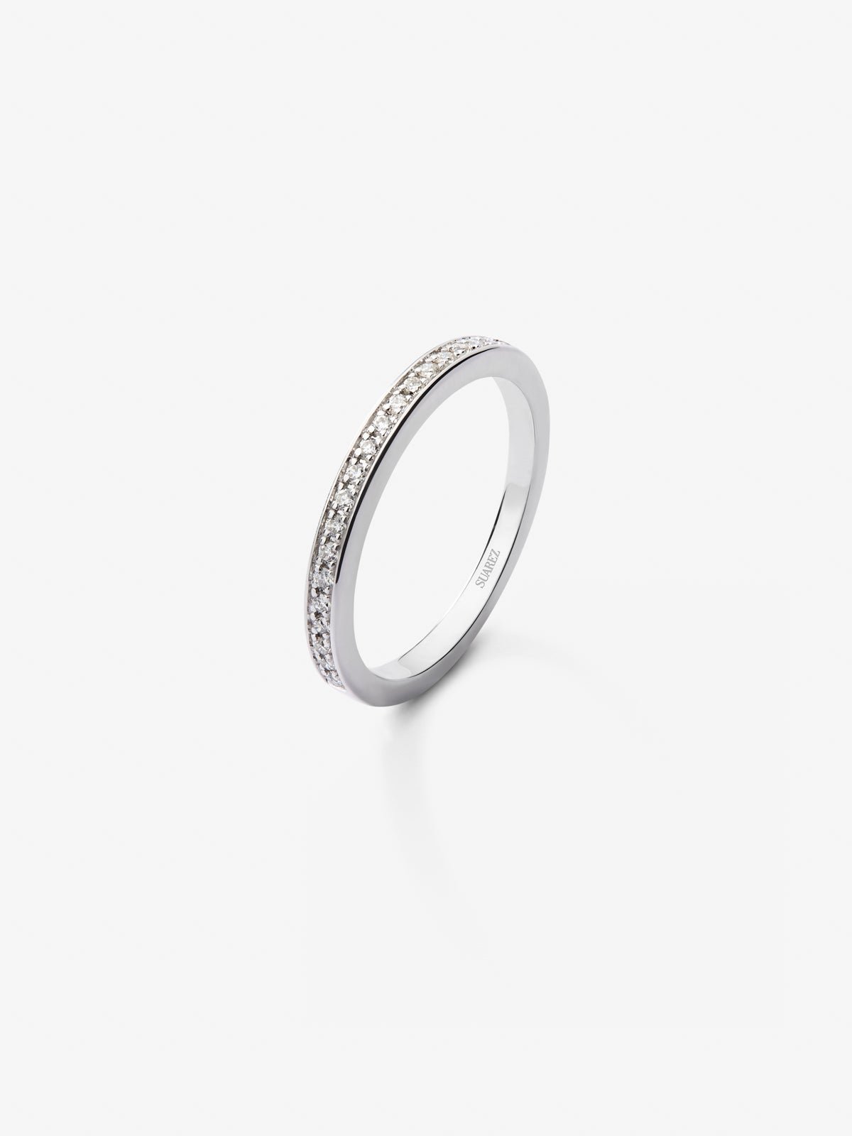 Half ring in 18K white gold with 20 brilliant-cut diamonds with a total of 0.12 cts