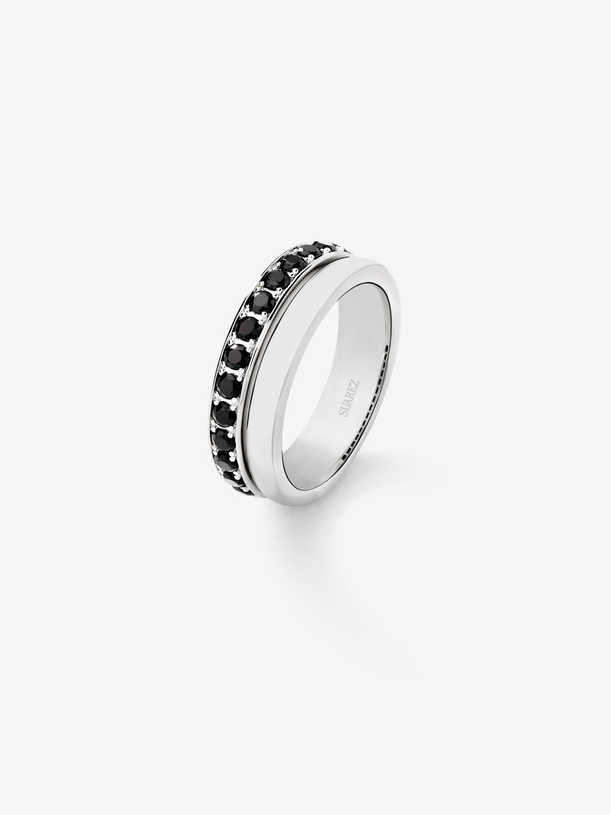 925 silver ring with 15 brilliant-cut spinels