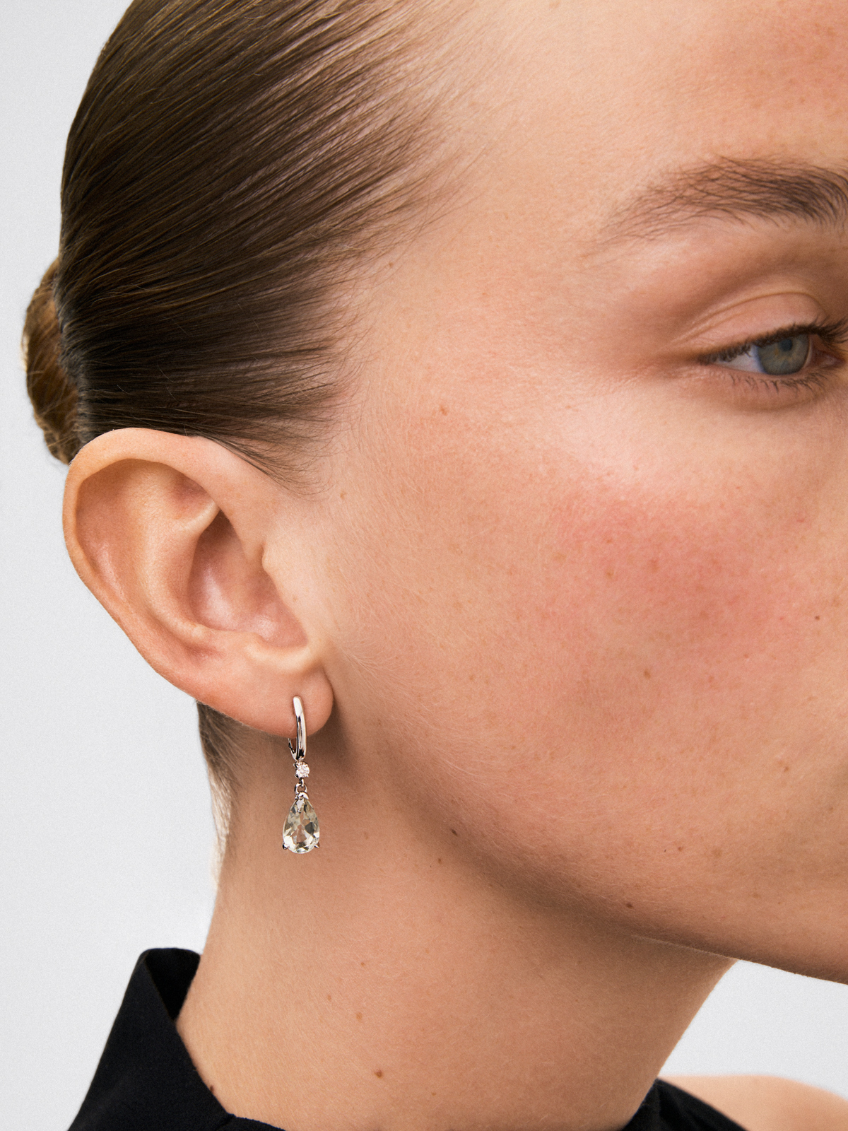 925 Silver hoop earrings with green amethyst and hanging diamond