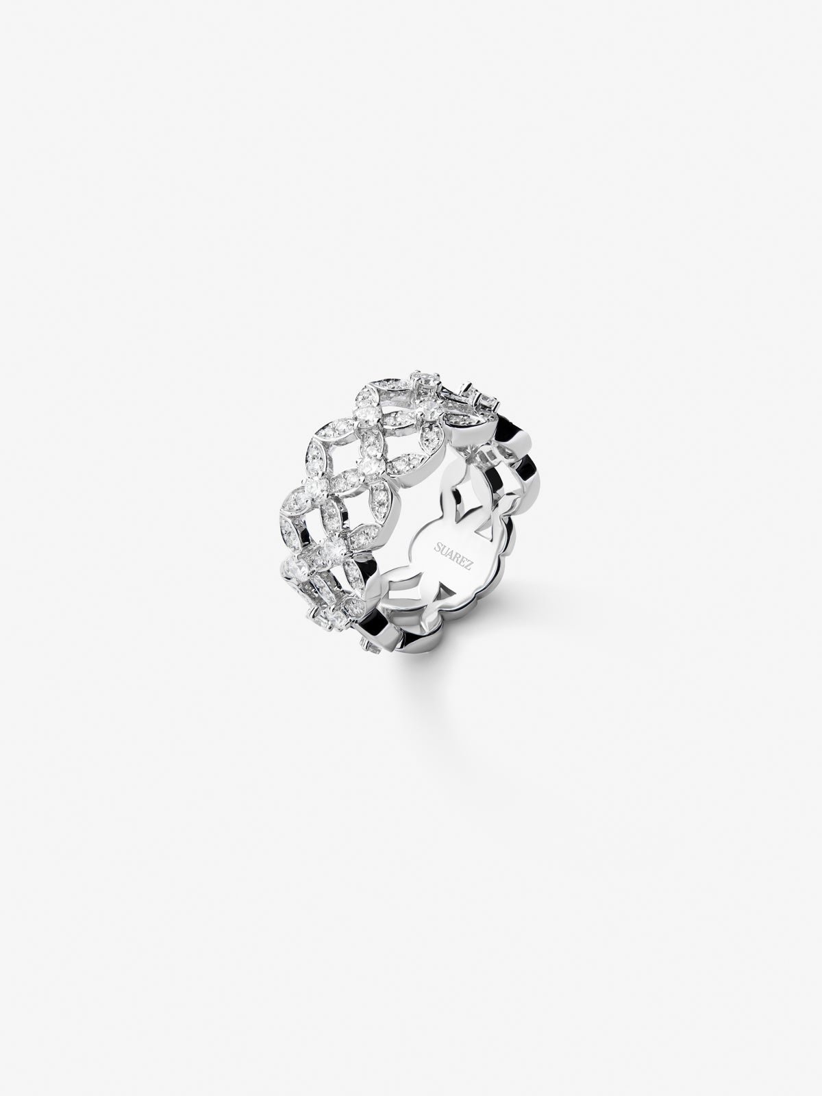 18K white gold ring with 97 brilliant-cut diamonds with a total of 1.14 cts