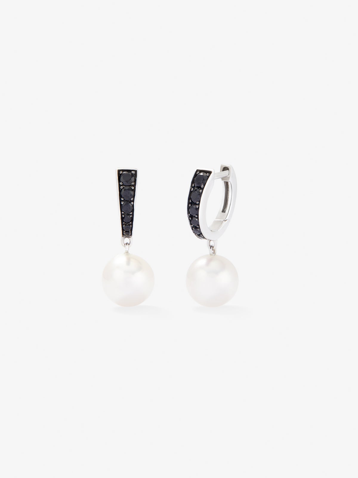 925 silver hoop earrings with black spinels and 8.5mm akoya pearls