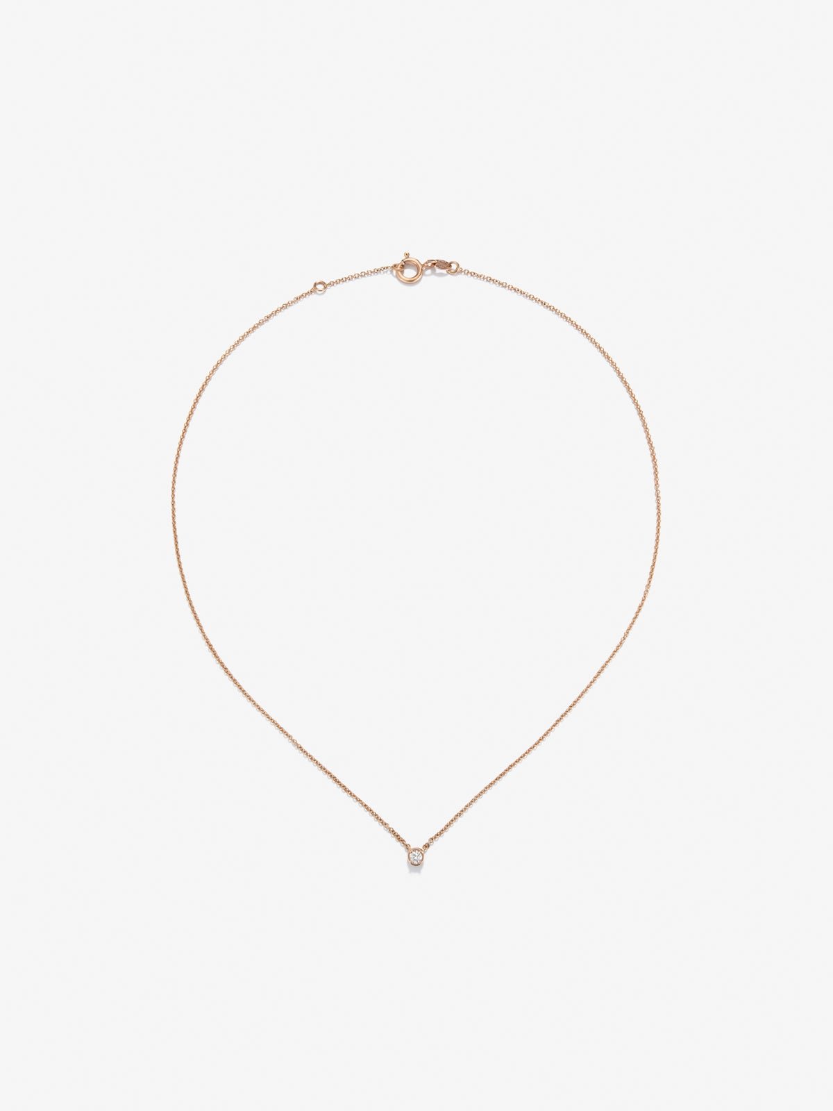 18K rose gold chain pendant with solitary diamond