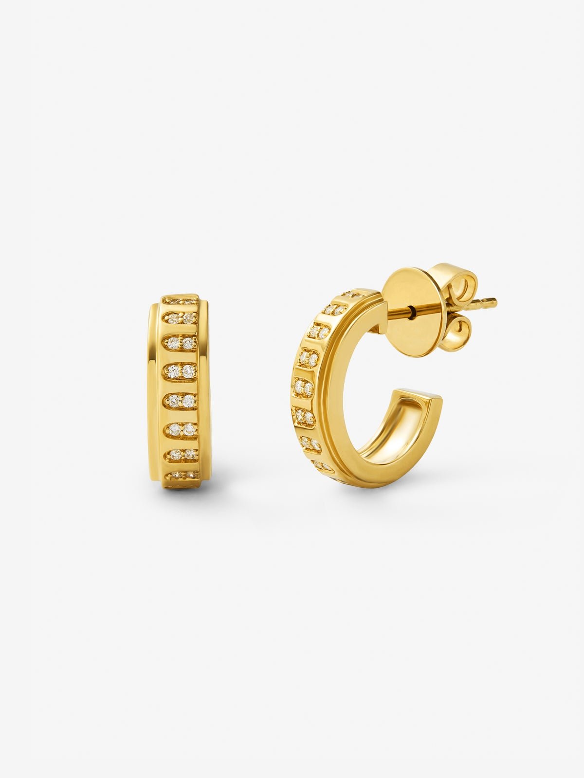 Pendientes de aro de oro amarillo de 18K con 40 diamantes en talla brillante con un total de 0,18 cts