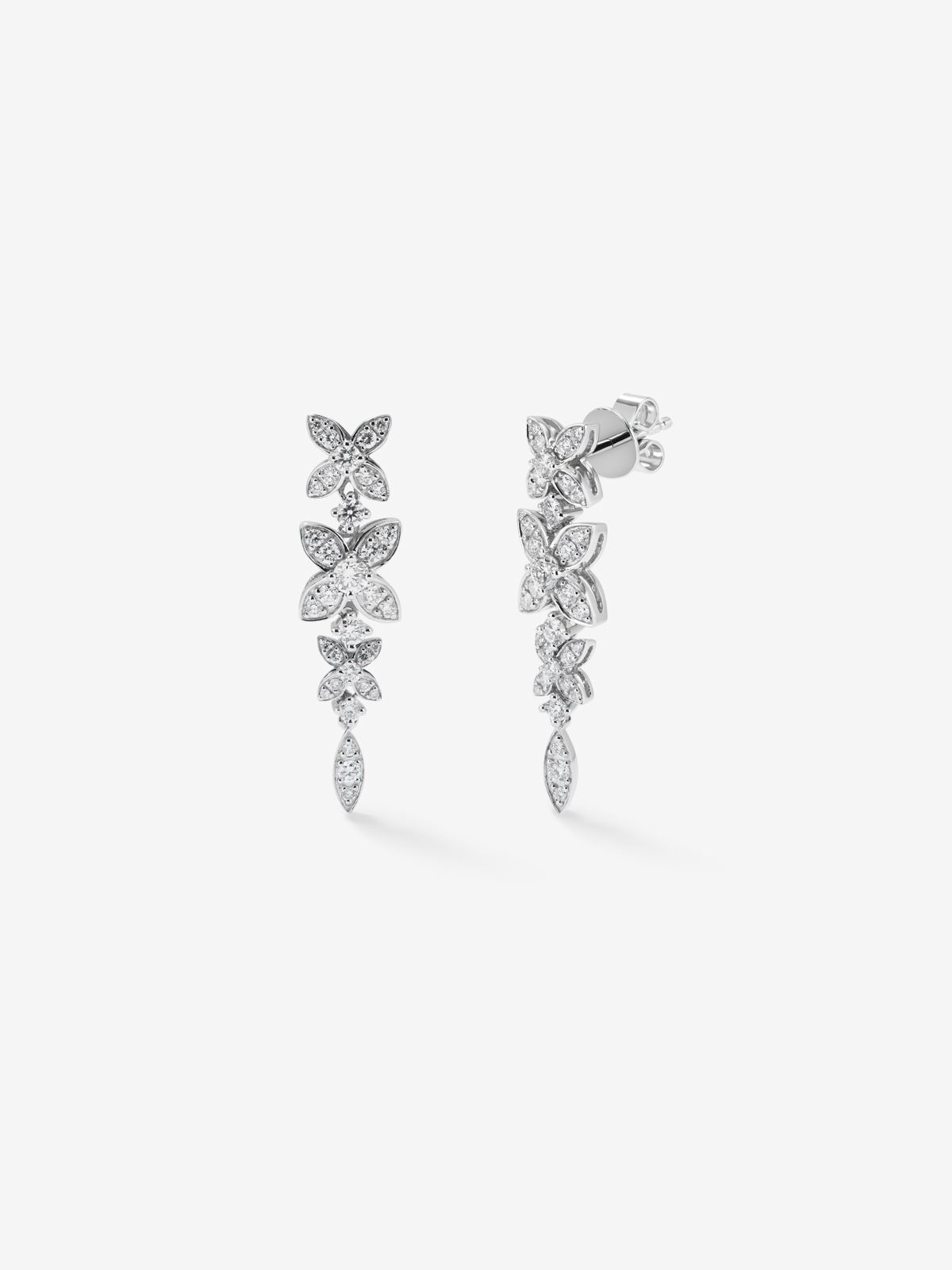 18K white gold earrings with white diamonds of 1,092 cts