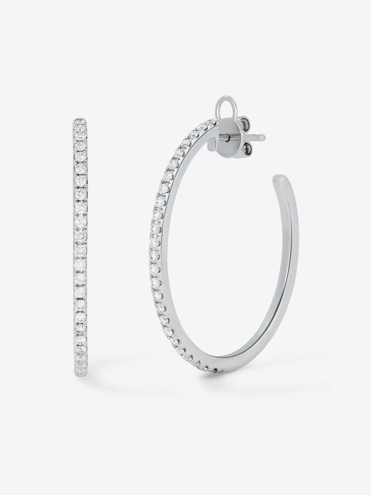 18K white gold hoop earrings with 50 brilliant-cut diamonds with a total of 0.74 cts