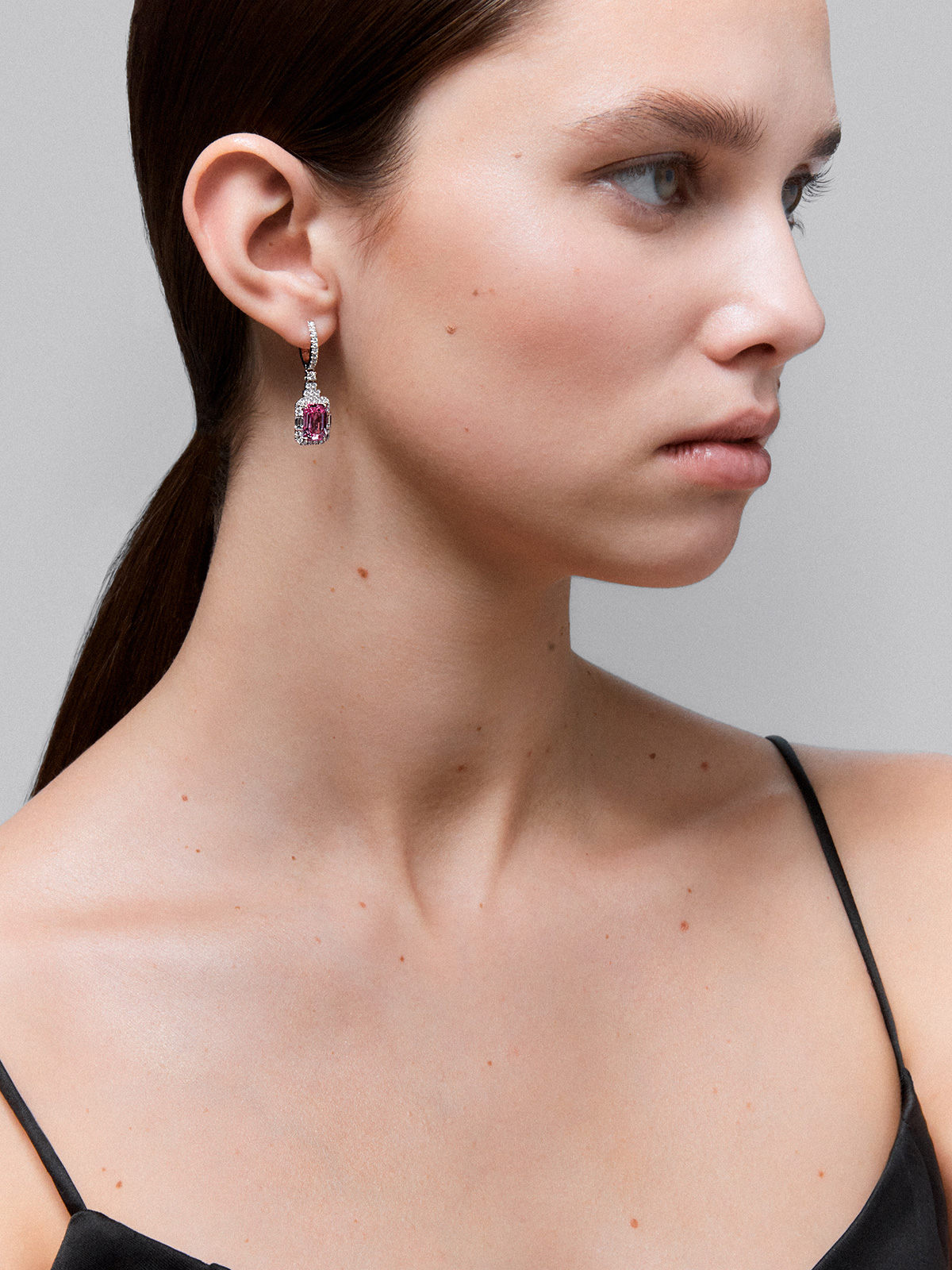 18kt white gold Creole earrings with 2.25cts octagonal pink sapphire and diamonds.