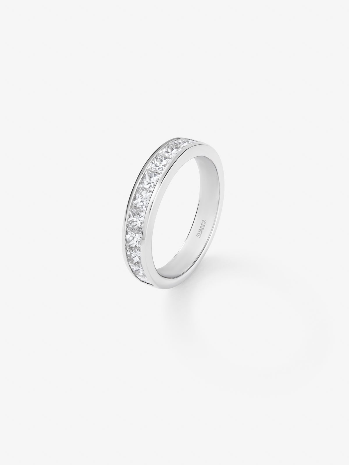 Half ring in 18K white gold with 11 princess-cut diamonds with a total of 1.28 cts