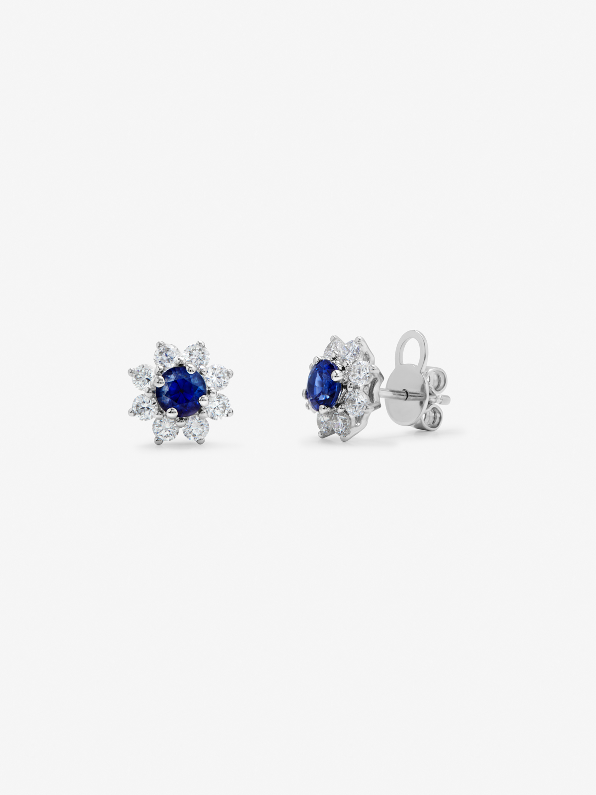 18K white gold earrings with blue zafiros in bright size of 0.92 cts and diamonds 0.76 CTS star -shaped