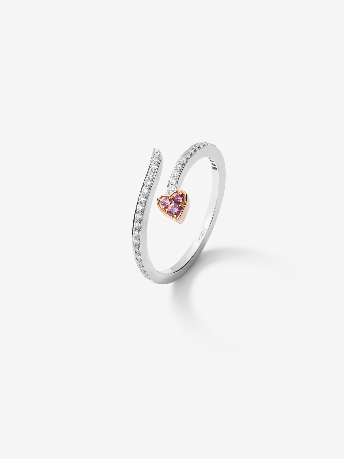 18kt pink and white gold ring with diamonds and sapphires