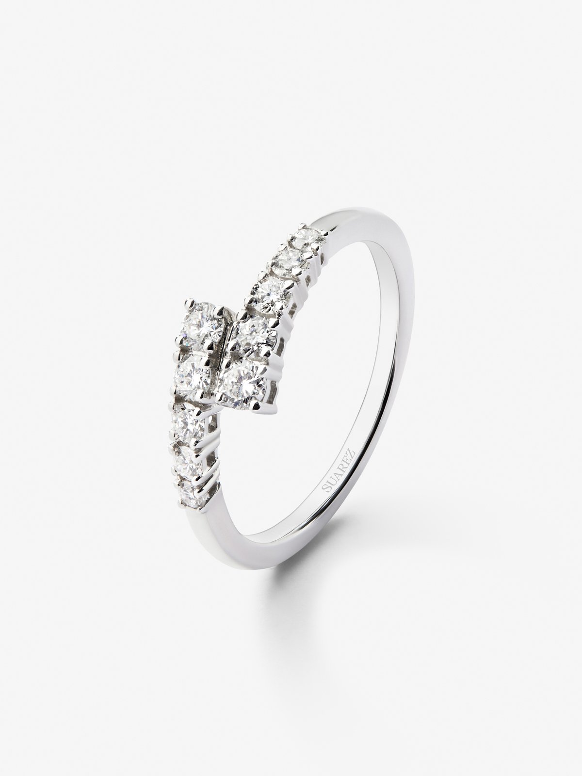 You and me ring in 18K white gold with 10 brilliant-cut diamonds with a total of 0.4 cts
