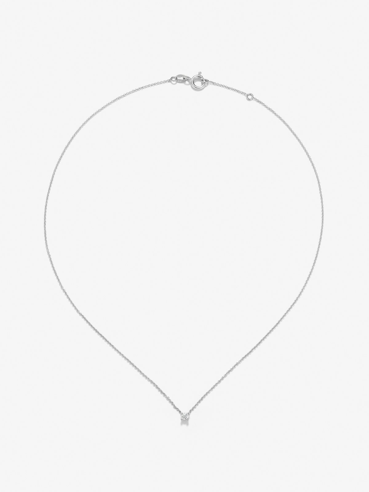 18K white gold chain pendant with solitary diamond