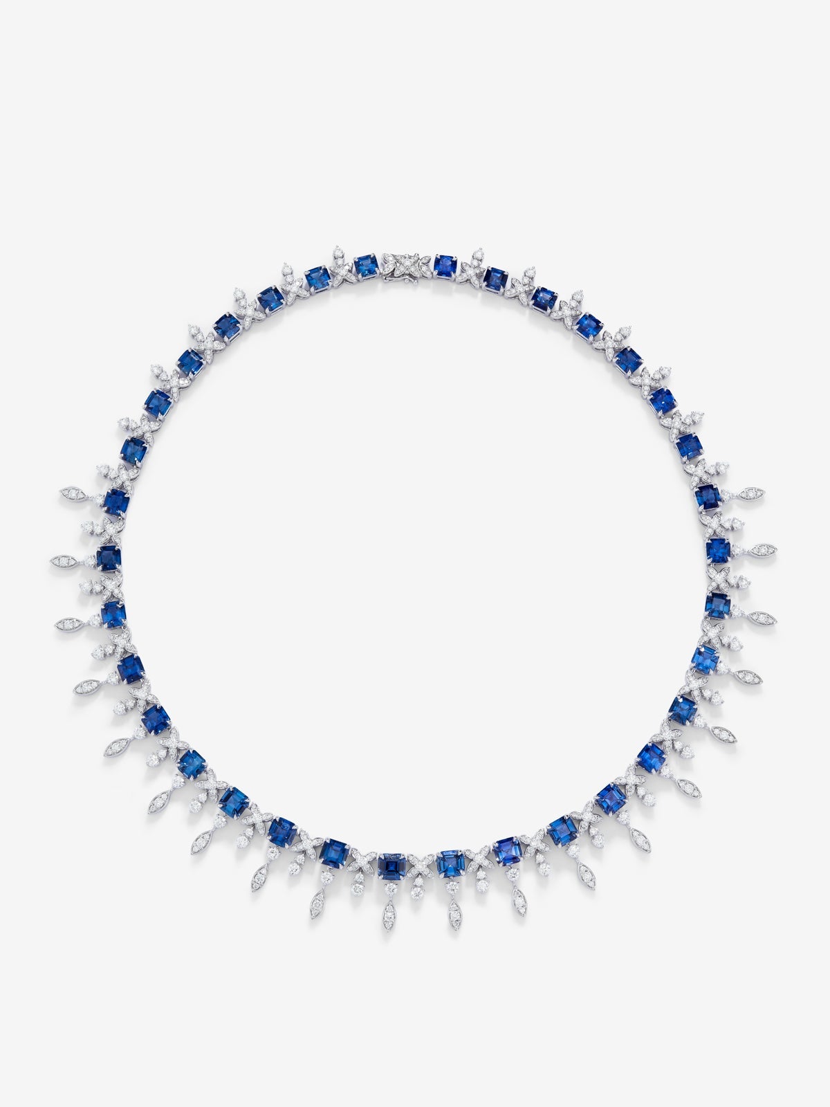 18K white gold necklace with 34 octagonal-cut blue sapphires with a total of 40.98 cts and 460 brilliant-cut diamonds with a total of 9.48 cts