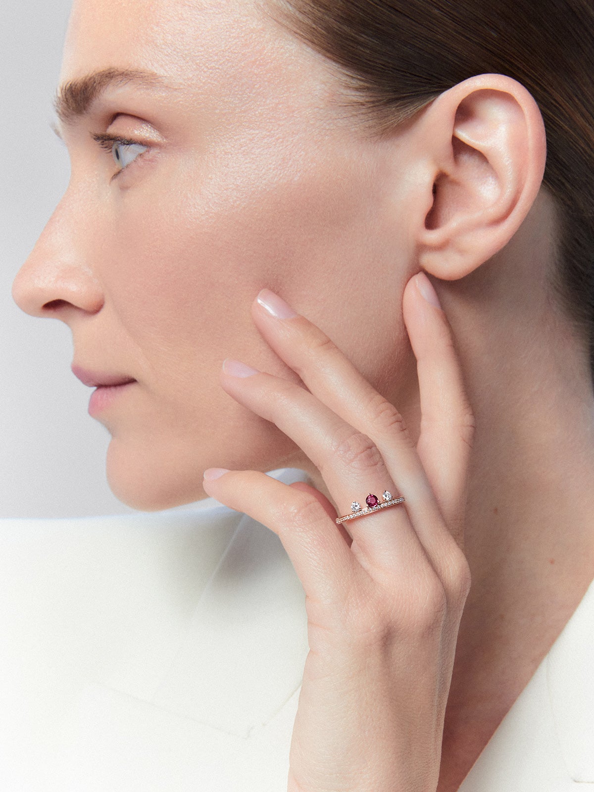 18K Rose Gold Ring with Ruby and Diamonds