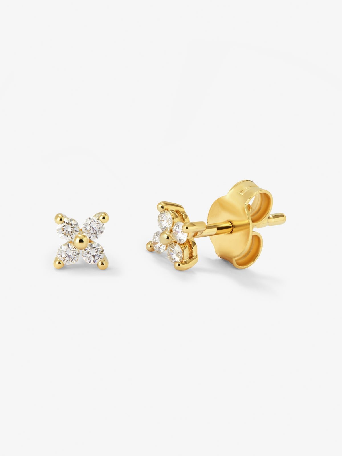 Pendientes de oro amarillo de 18K con diamantes blancos en talla brillante de 0,16 cts