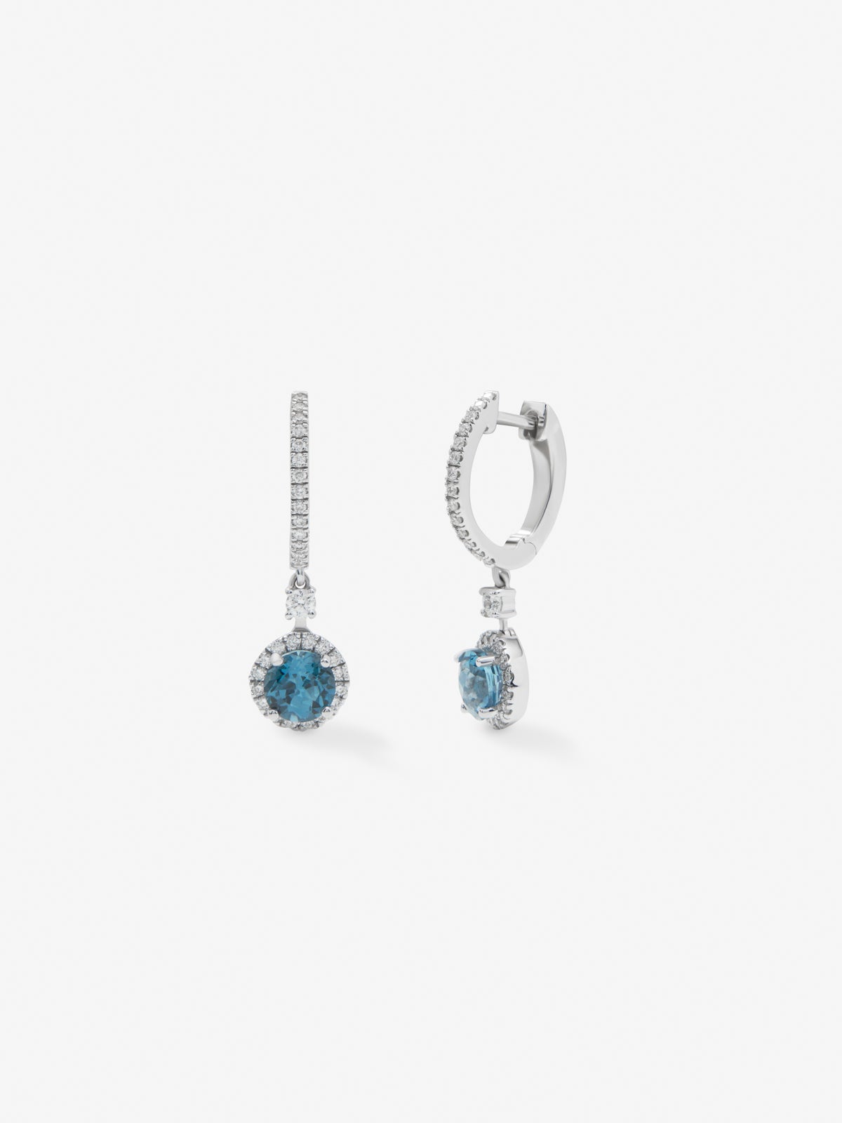 18K white gold hoop earrings with 2 brilliant-cut London blue topazes with a total of 1.18 cts and 62 brilliant-cut diamonds with a total of 0.3 cts